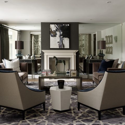 billy cobham - klassieke woonkamer woonkamer in Cobham familiehuis, Surrey, Luxury, Design, Exclusive, Modern, Custom Made, Special, Beautiful