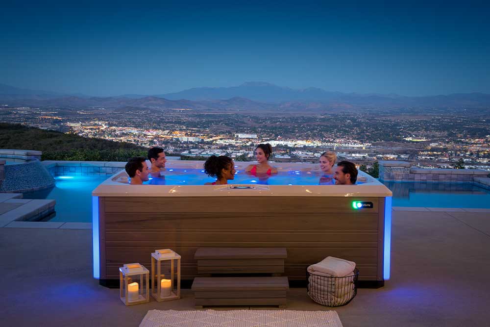 Een jacuzzi stijlvol in je tuin integreren