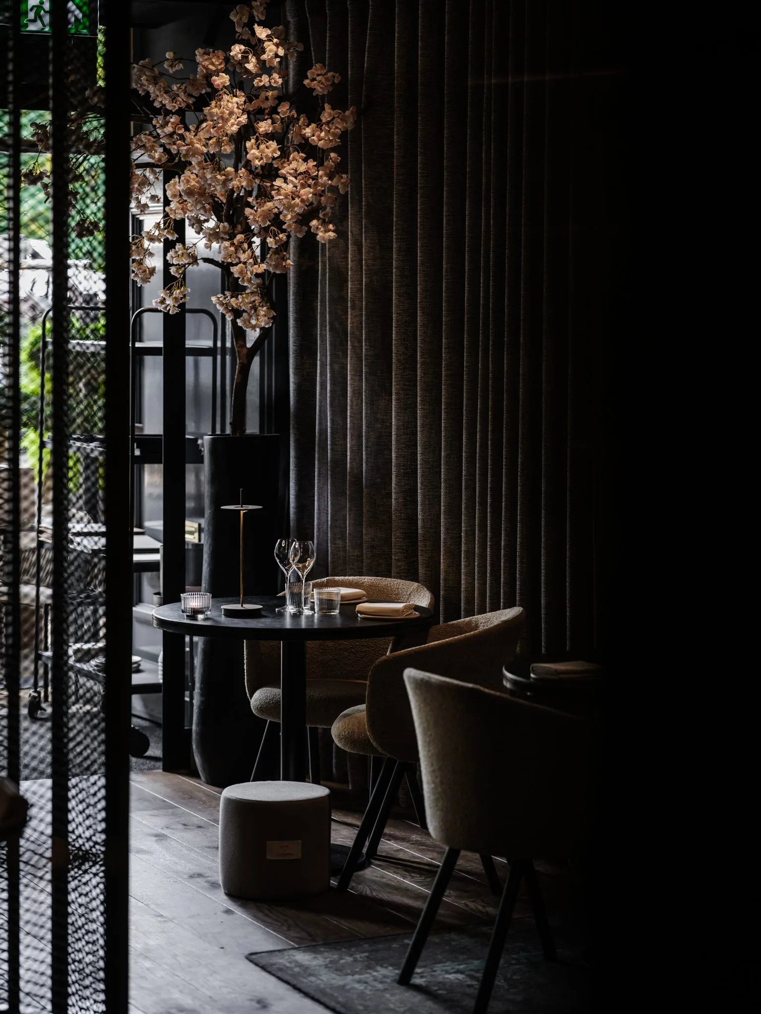 Alma Fine Dining - interior view - balanced and refined, Luxury, Design, Exclusive, Modern, Custom Made, Special, Beautiful