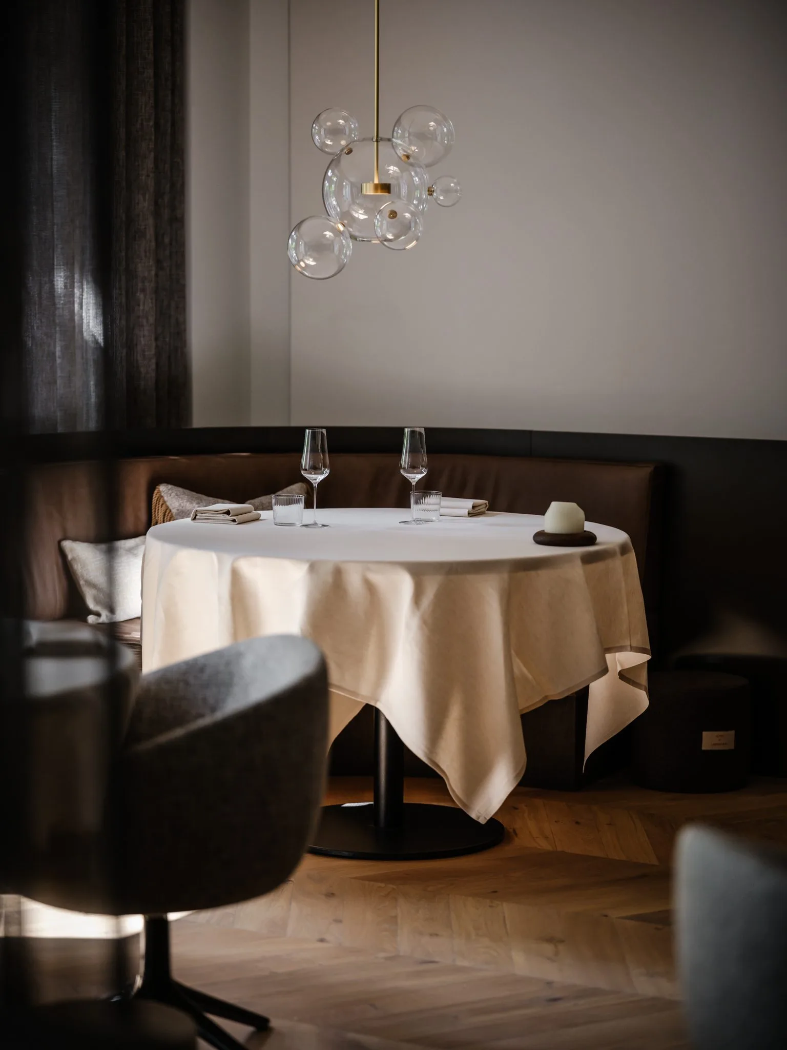 Alma Fine Dining - interior view - balanced and refined, Luxury, Design, Exclusive, Modern, Custom Made, Special, Beautiful