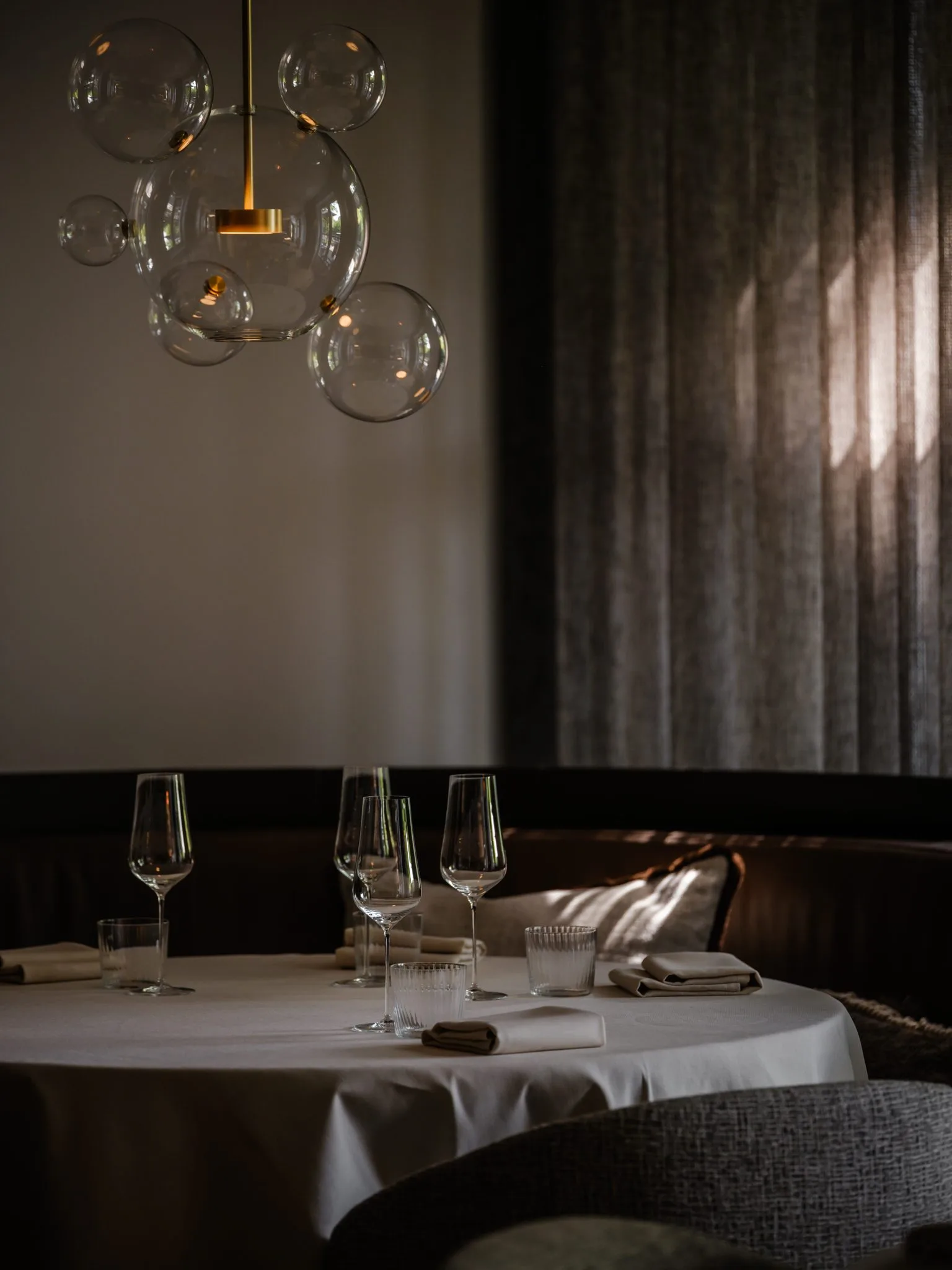 Alma Fine Dining - interior view - balanced and refined, Luxury, Design, Exclusive, Modern, Custom Made, Special, Beautiful